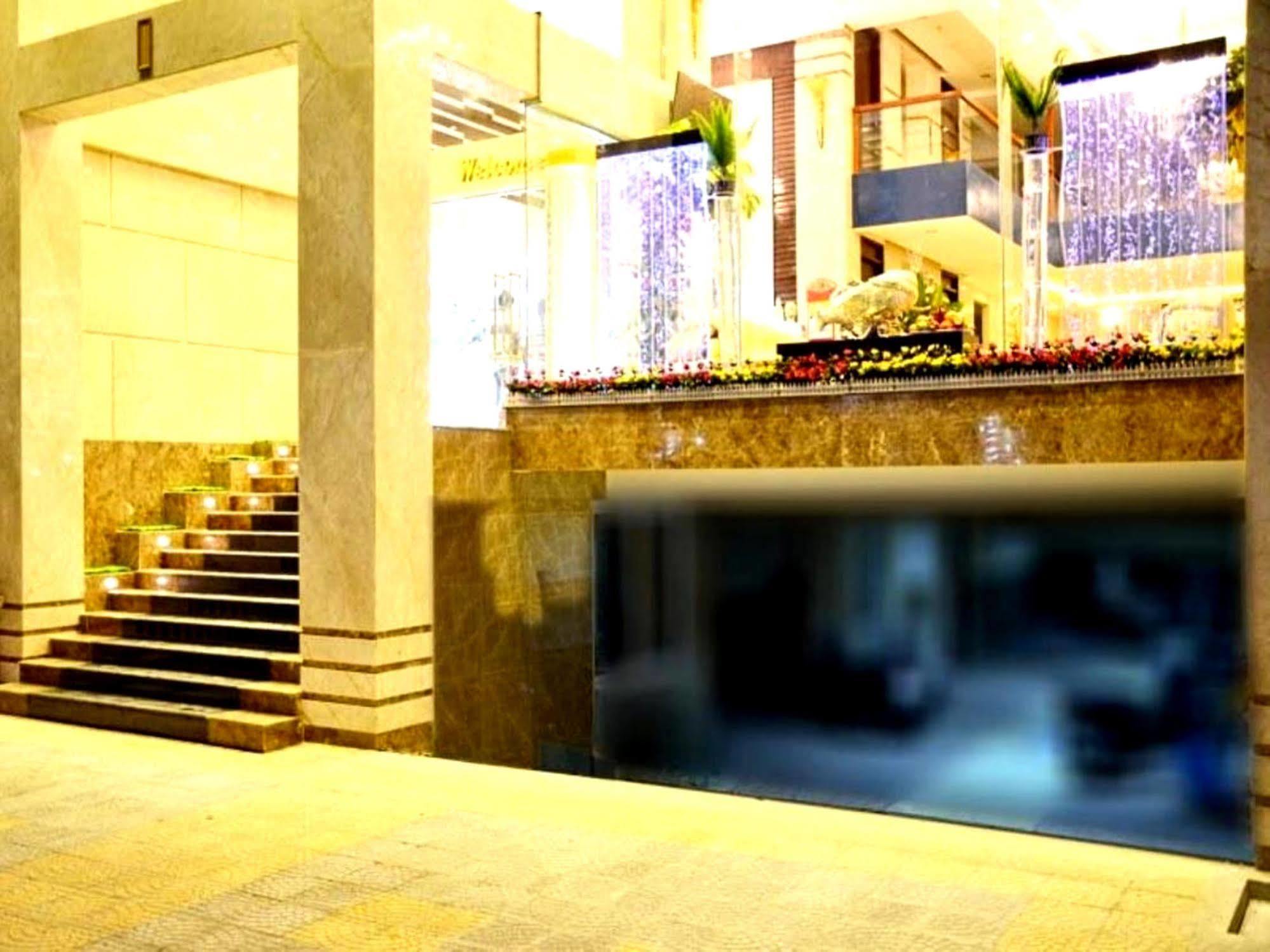 Bay Sydney Hotel Da Nang Exterior photo