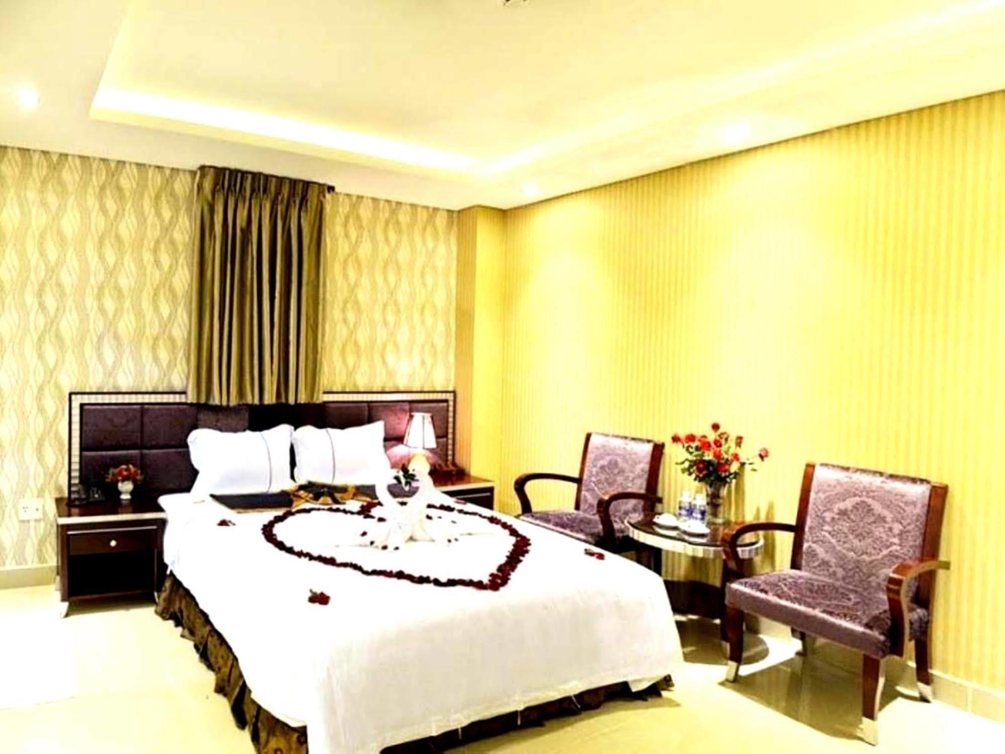 Bay Sydney Hotel Da Nang Exterior photo